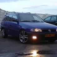 Opel Astra 2,0i Van <SOLGT>