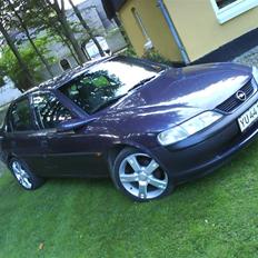 Opel Vectra b solgt