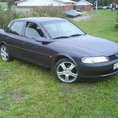 Opel Vectra b solgt