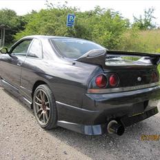Nissan SKYLINE R33  "SOLGT"
