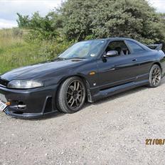 Nissan SKYLINE R33  "SOLGT"