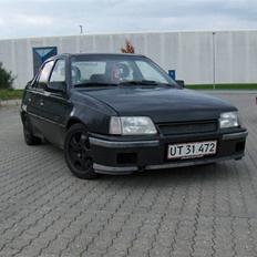 Opel Kadett E Sedan Gt "Solgt"