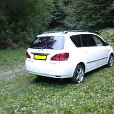 Toyota Sportsvan D-4D  (Solgt)