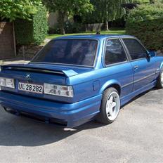 BMW e30 320 m.2,7Eta TIL SALG