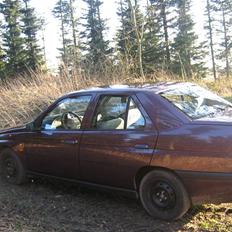 Alfa Romeo 155 total skadet