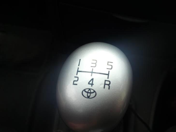 Toyota corolla terra (Solgt) - ny gear knop billede 3