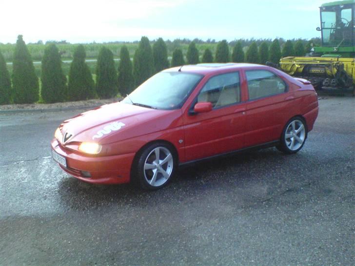 Alfa Romeo 146 billede 2