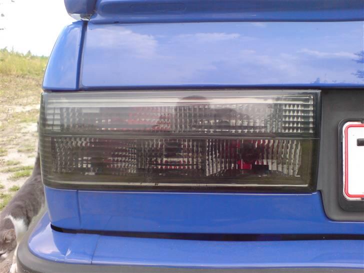 BMW 323i solgt billede 12