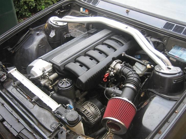 BMW E30 325i - Så køre den sgu. Det jo vildt så godt den køre:) billede 19