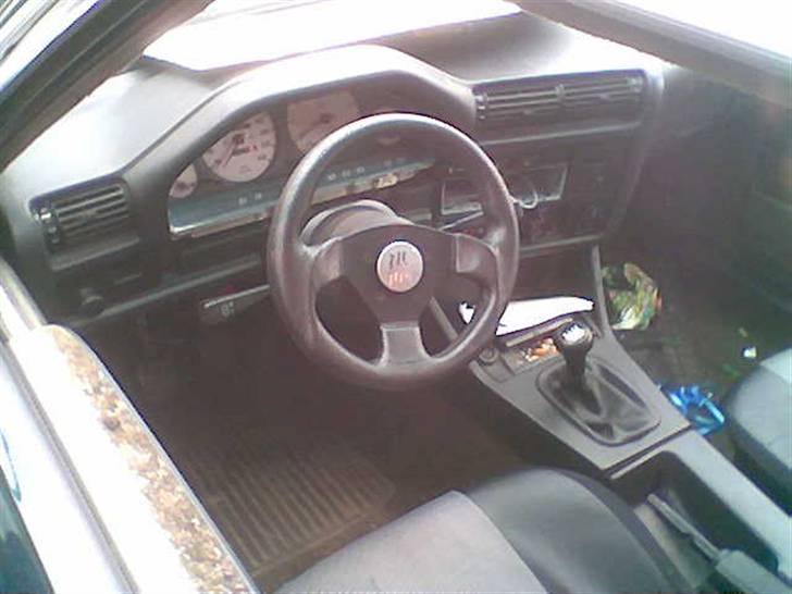 BMW 320i solgt billede 9