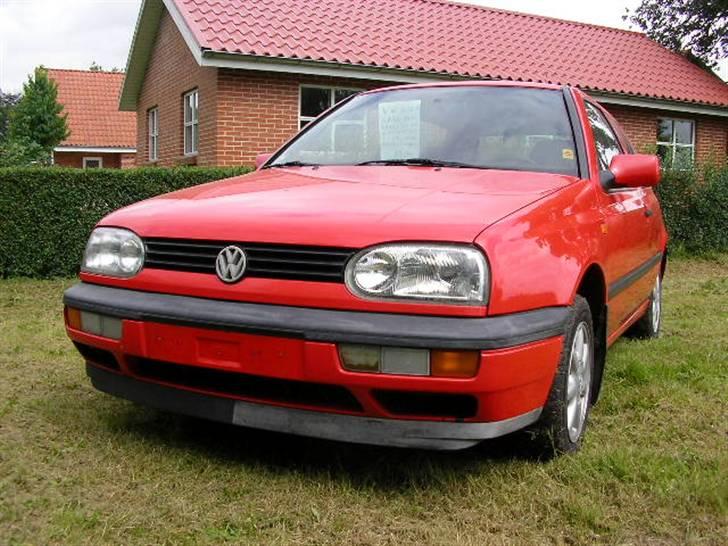 VW Golf 3 TDI *SOLGT* billede 1