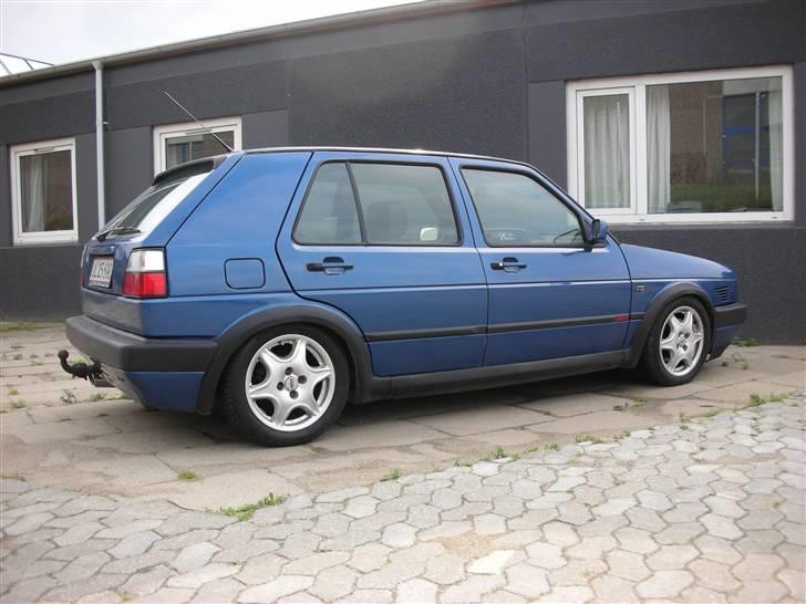 VW Golf Gti 16 v *solgt* billede 1