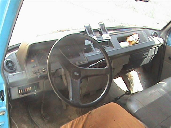 Ford Transit (T's) (Skrottet) billede 16