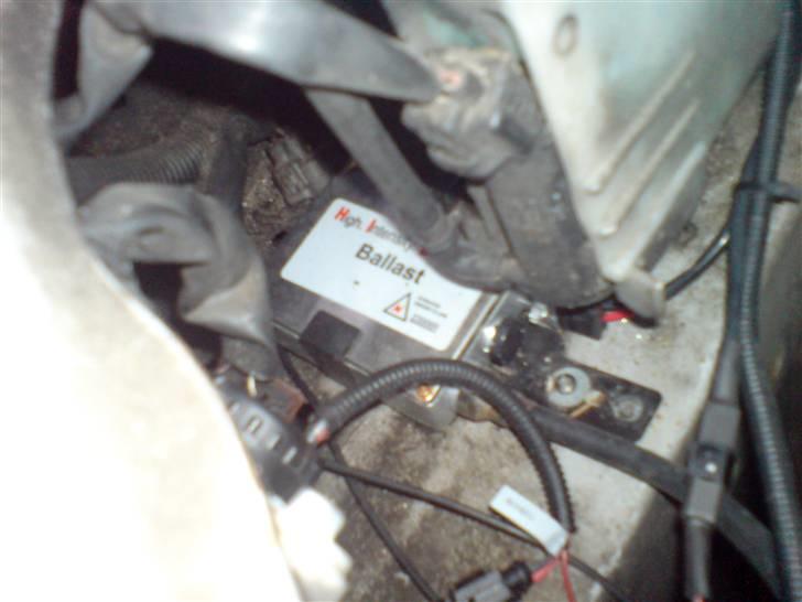 Toyota Corolla - Den ene ballast til Xenon billede 14