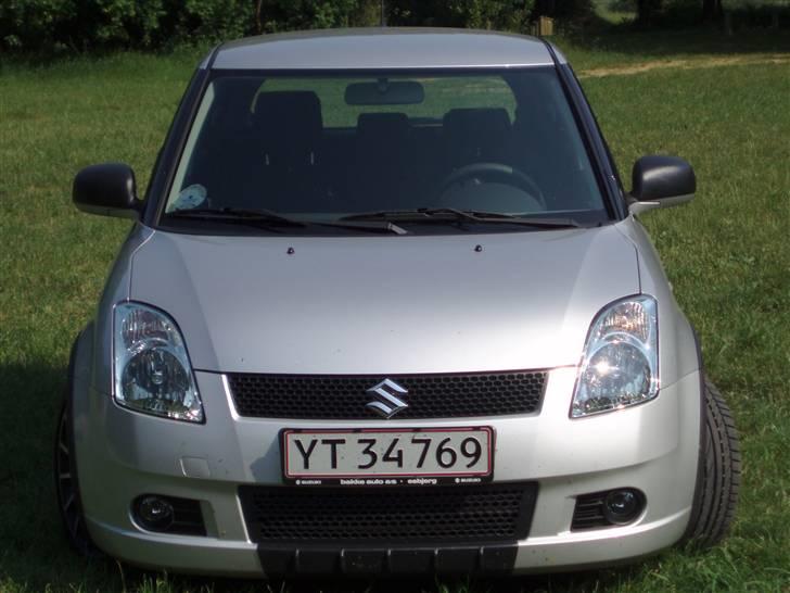 Suzuki Swift (solgt) billede 2