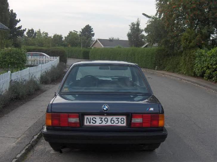 BMW 320i  ***SOLGT*** billede 4