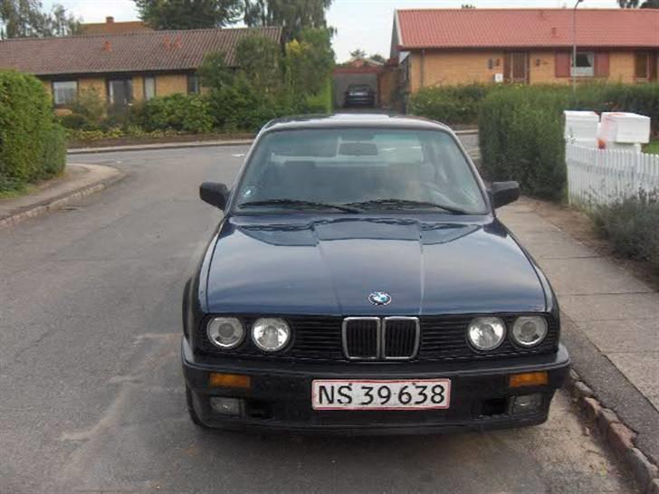 BMW 320i  ***SOLGT*** billede 6