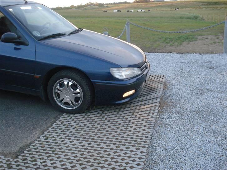 Peugeot 406 "død" SMADERT - har ikke kørt rat langt  billede 7