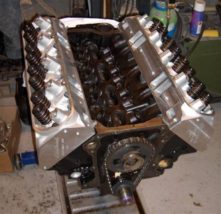 Dodge Coronet 500 - Den nye 360 cui under opbygning, den er ilagt nu :) billede 9