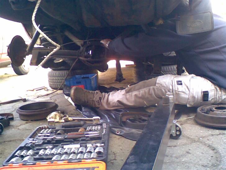 Ford Taunus 2.3 v6 (SOLGT) billede 10