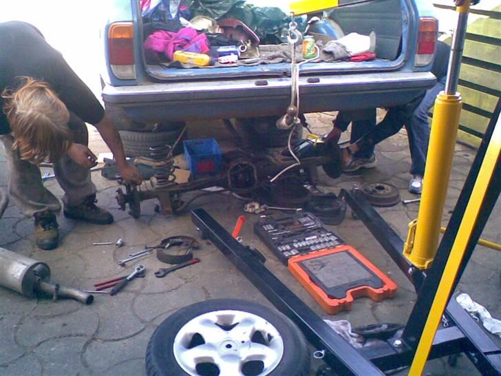 Ford Taunus 2.3 v6 (SOLGT) billede 12