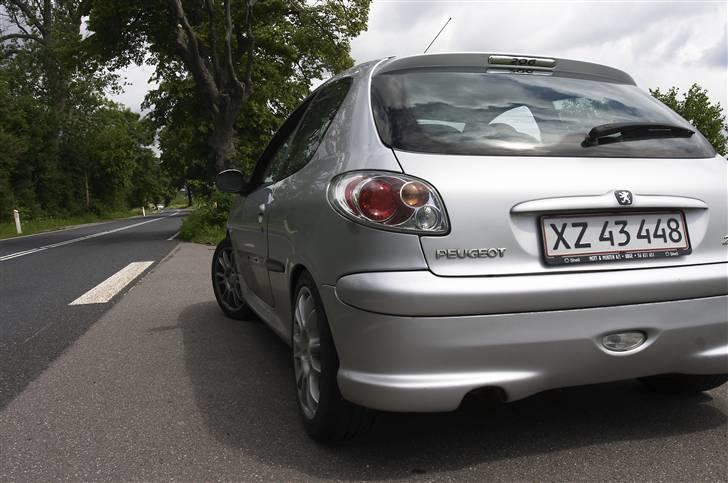 Peugeot 206 1,4 Hdi SOLGT billede 3