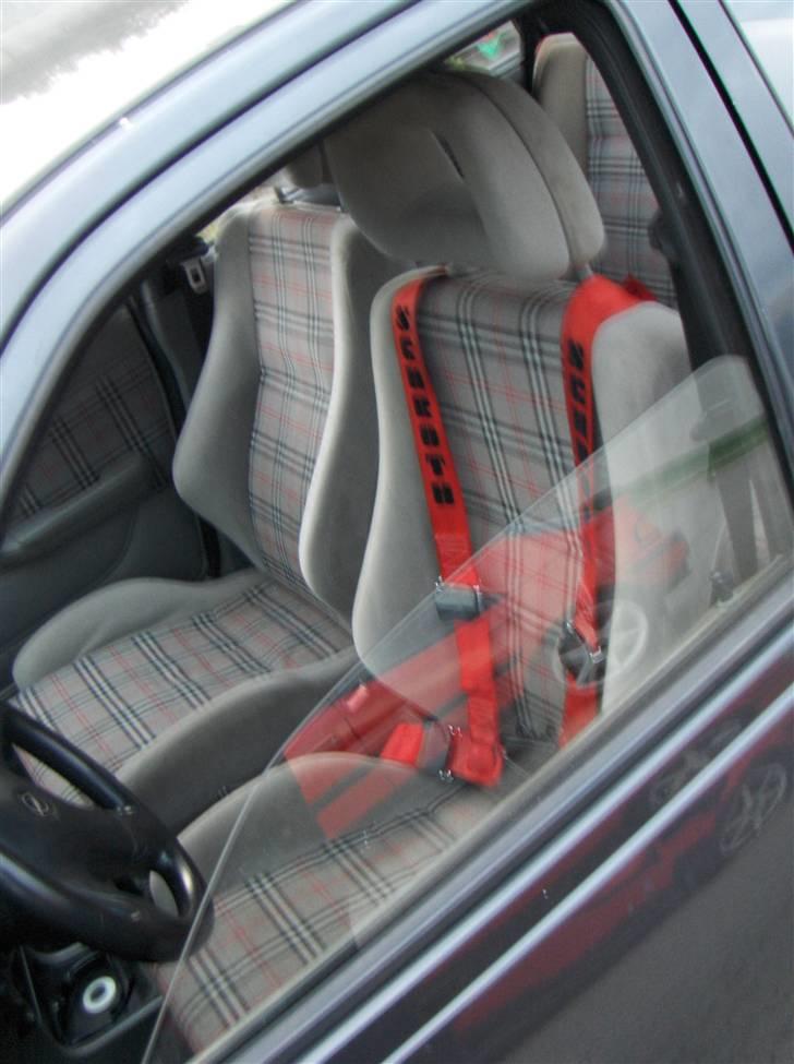 Opel Kadett E Sedan Gt "Solgt" - Kabinen billede 12