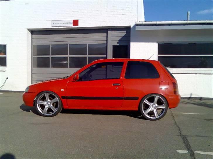 Toyota starlet 1,5 turbo *solgt* - billed af solfilm og 18" billede 2