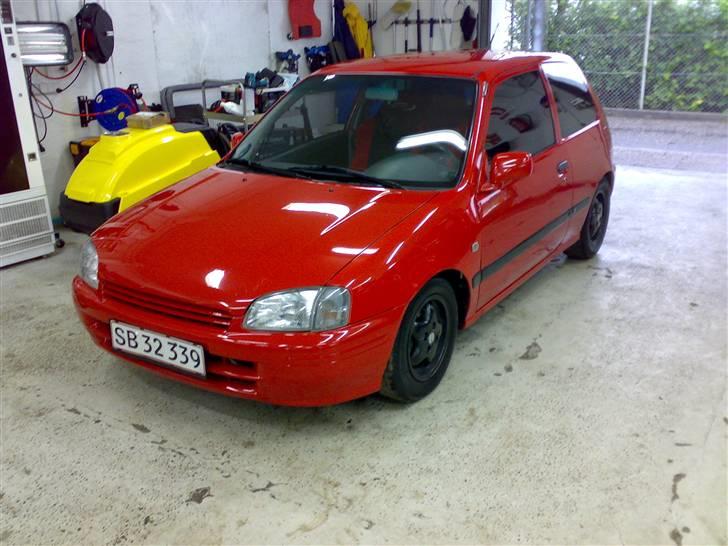 Toyota starlet 1,5 turbo *solgt* - lidt mere ny poleret billede 5