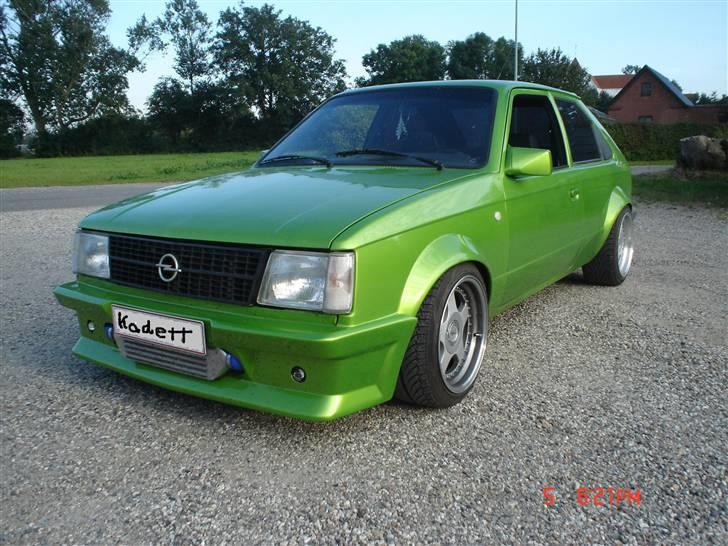 Opel Kadett D billede 1