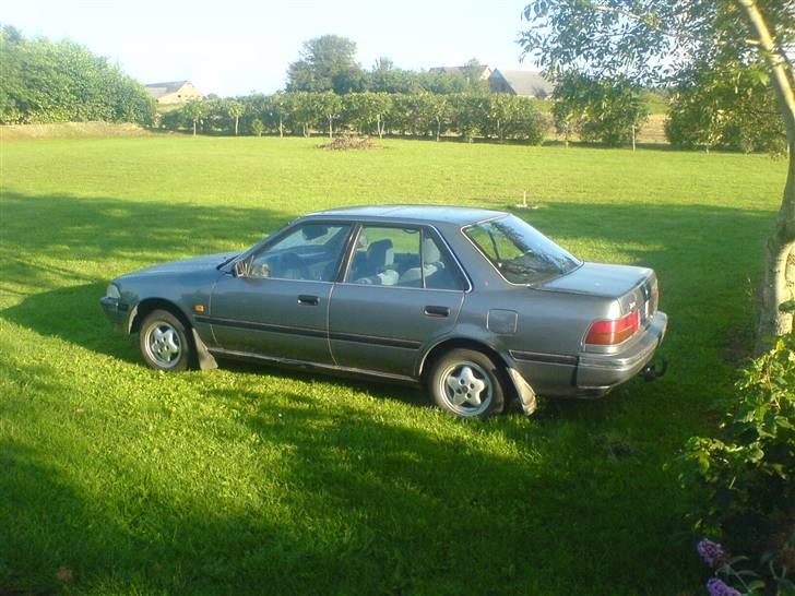 Toyota carina 2 solgt.... billede 1