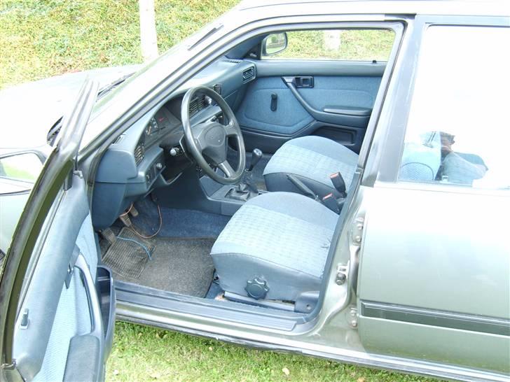Toyota carina 2 solgt.... billede 2