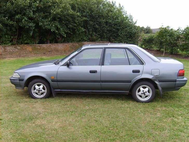 Toyota carina 2 solgt.... billede 8