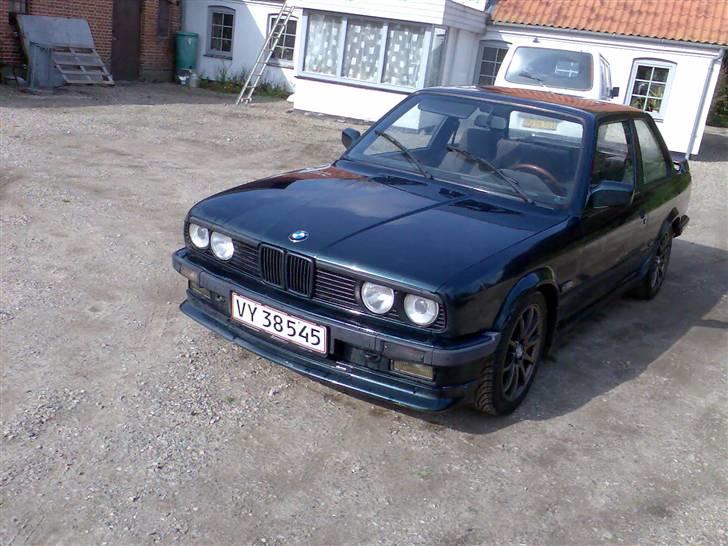 BMW 320i #Byttet væk# billede 1