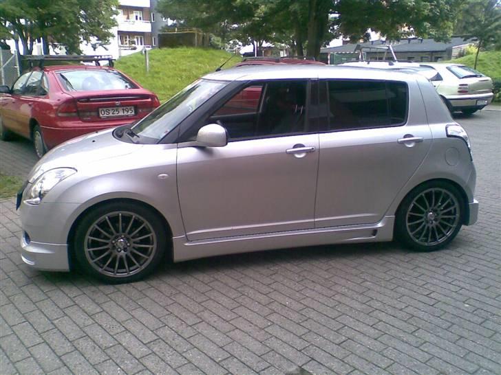 Suzuki swift (SOLGT) - Mine nye lækre 17" fælge billede 12