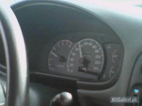 Mitsubishi Lancer Glxi billede 10