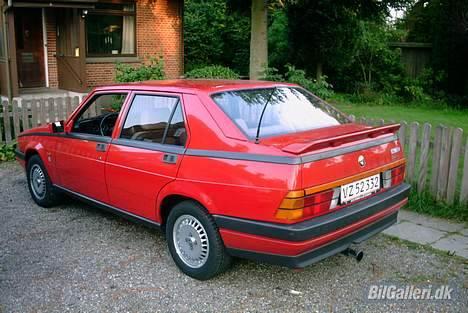 Alfa Romeo 75 2,0 billede 2