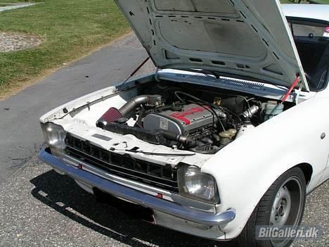 Opel kadett c 16v billede 8