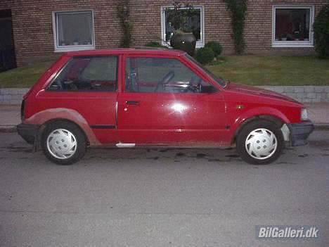 Daihatsu charade DØD OG BORTE - topstylede bagskærme ;0) nice billede 2