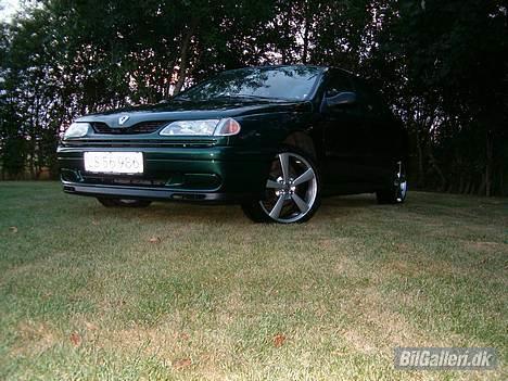 Renault Laguna 1,8 RN billede 4