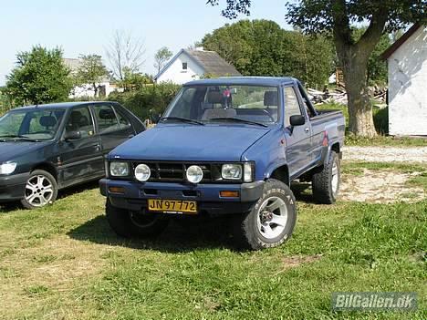 Toyota hi-lux billede 2