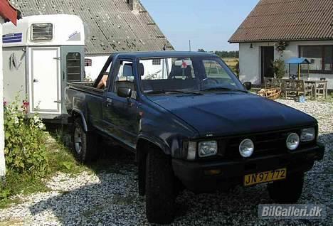 Toyota hi-lux billede 4