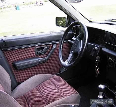 Peugeot 405 Mi16 billede 4