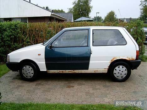 Fiat Uno 45 S fire - siden billede 1