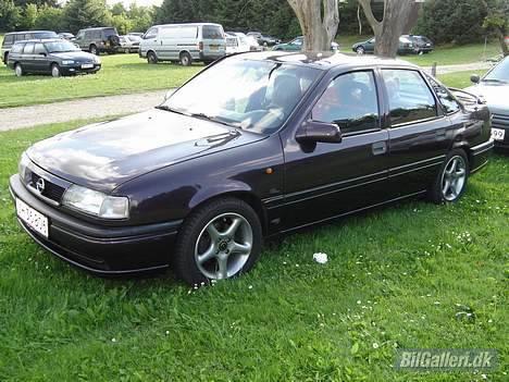 Opel Vectra A  billede 1