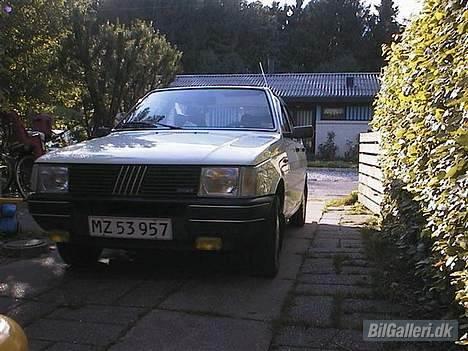 Fiat Duna 70 billede 2