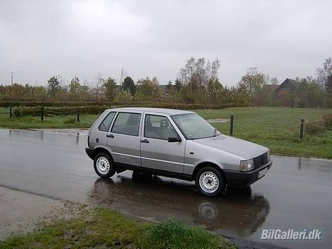 Fiat Uno - Til jul monterer vi 60/60 sænkningssæt billede 2
