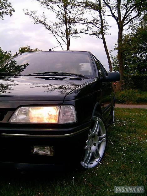 Peugeot 405 Mi16 *solgt* billede 1