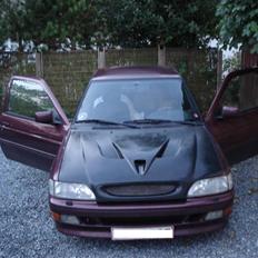 Ford escort 1,8i sport skrottet