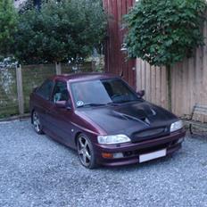 Ford escort 1,8i sport skrottet
